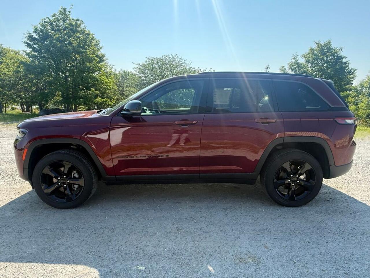 2026 Jeep Grand Cherokee Altitude Photo