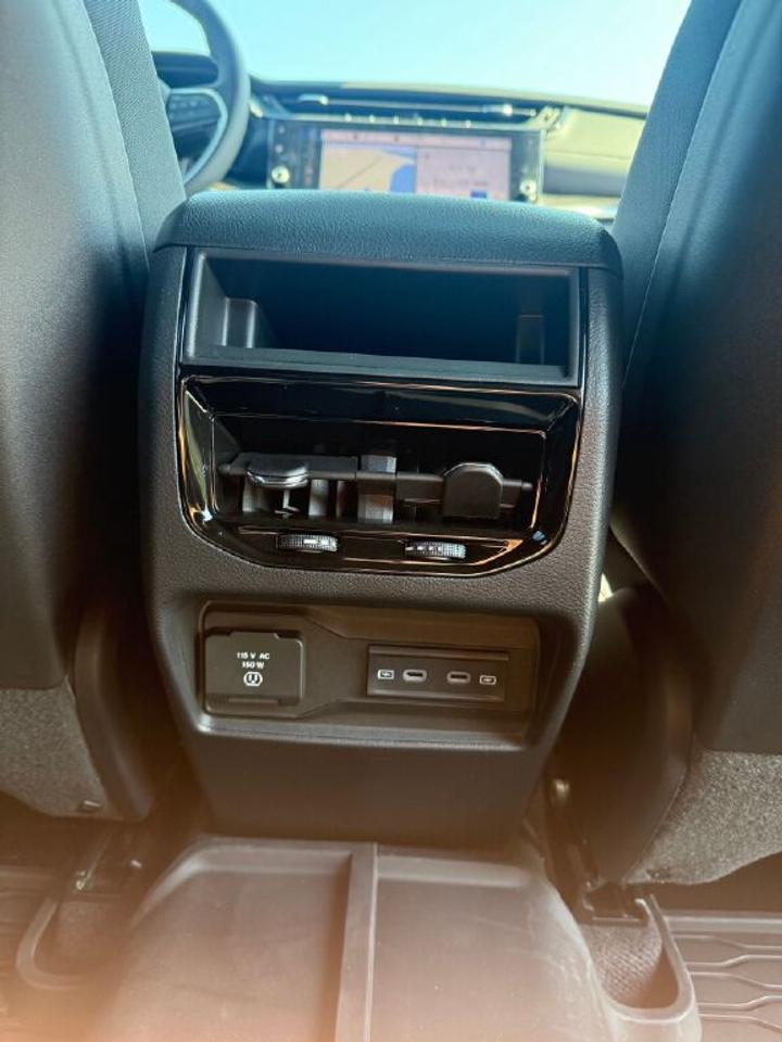 2026 Jeep Grand Cherokee Altitude Photo