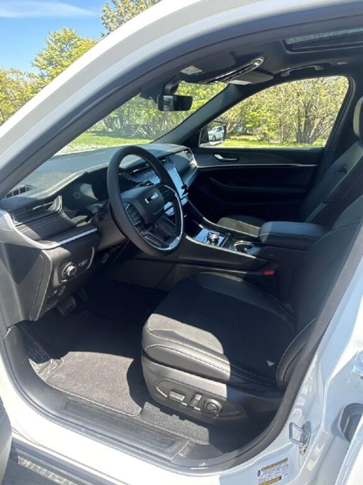 2026 Jeep Grand Cherokee L ALTITUDE Photo