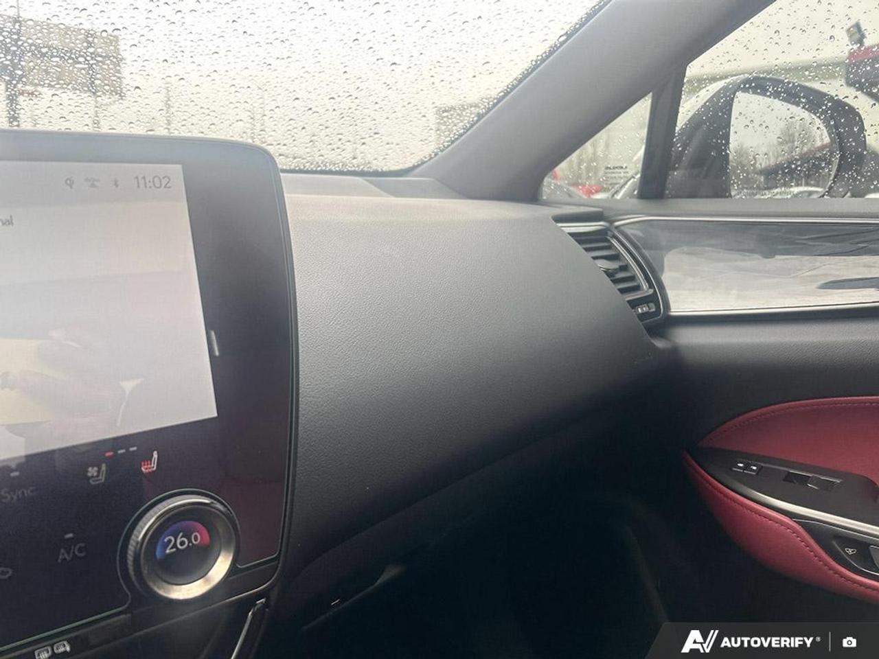 2023 Lexus NX NX 350H / NO ACCIDENTS / PANO ROOF / RED LEATHER Photo