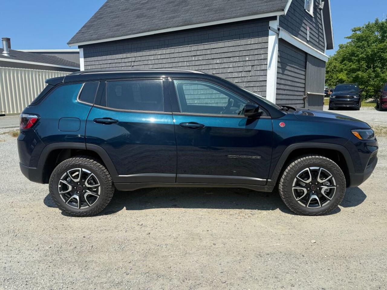 2026 Jeep Compass Trailhawk Photo3