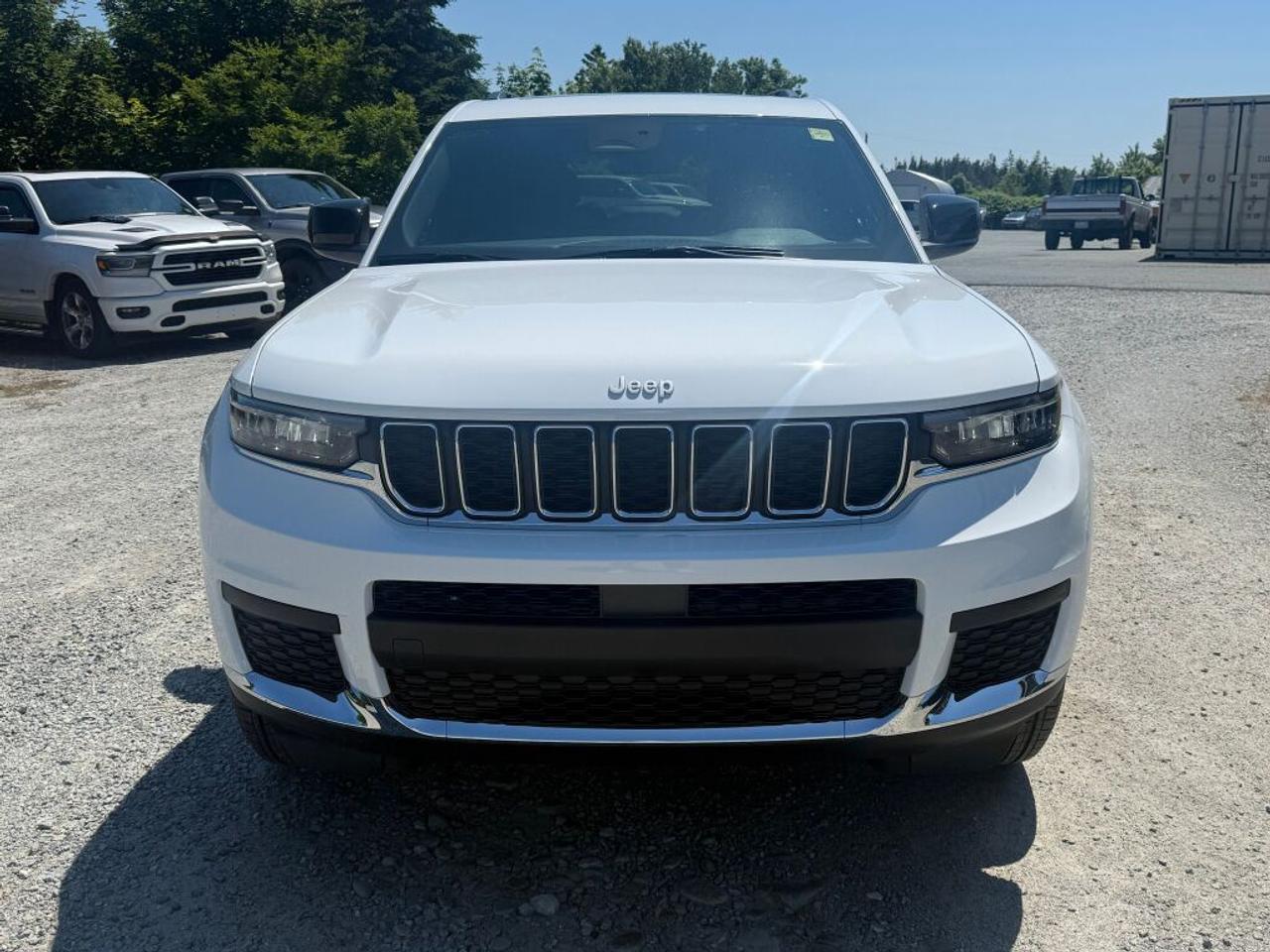 2026 Jeep Grand Cherokee L Laredo X Photo