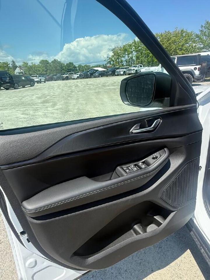 2026 Jeep Grand Cherokee L Laredo X Photo
