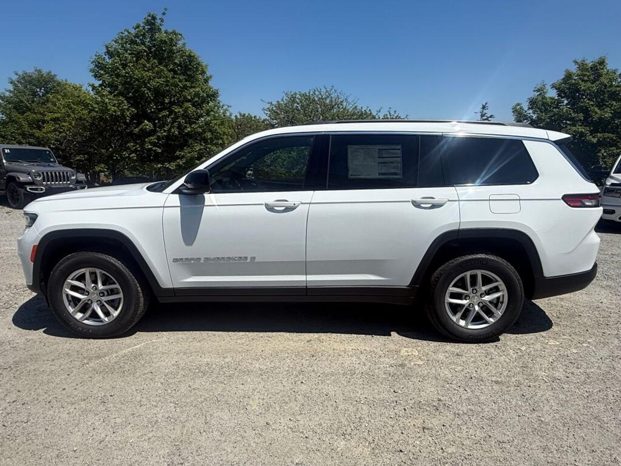 2026 Jeep Grand Cherokee L Laredo X Photo