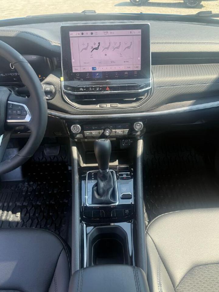2026 Jeep Compass NORTH Photo