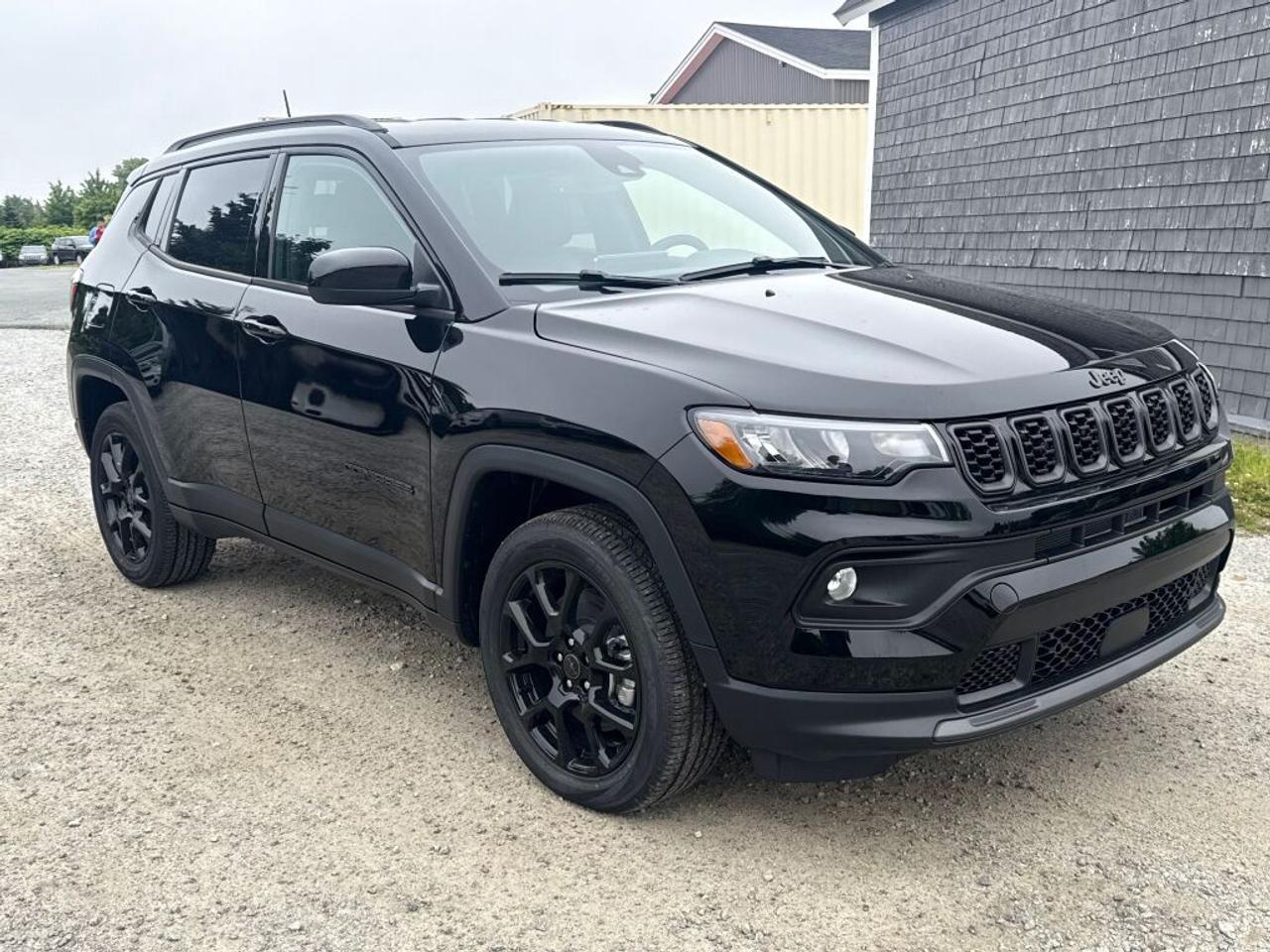 2026 Jeep Compass NORTH Photo2