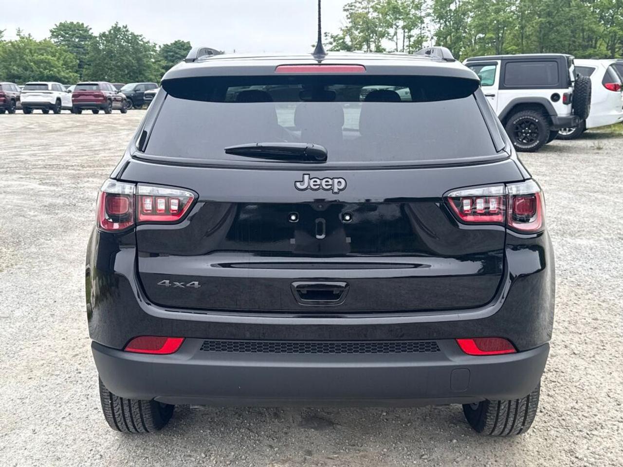 2026 Jeep Compass NORTH Photo