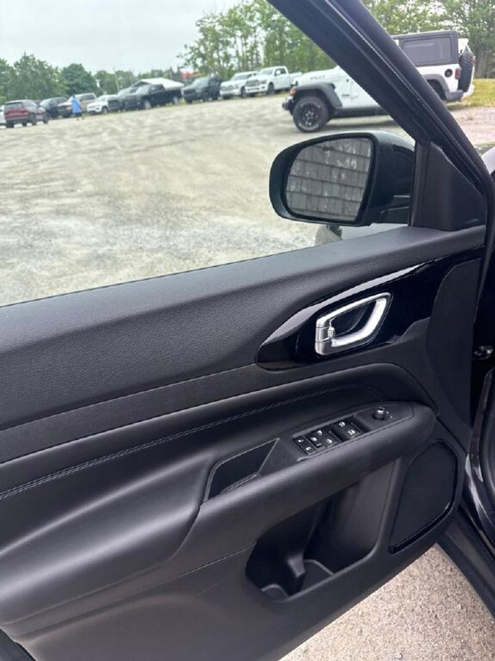 2026 Jeep Compass NORTH Photo