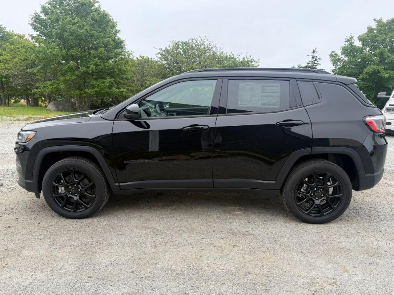 2026 Jeep Compass NORTH Photo