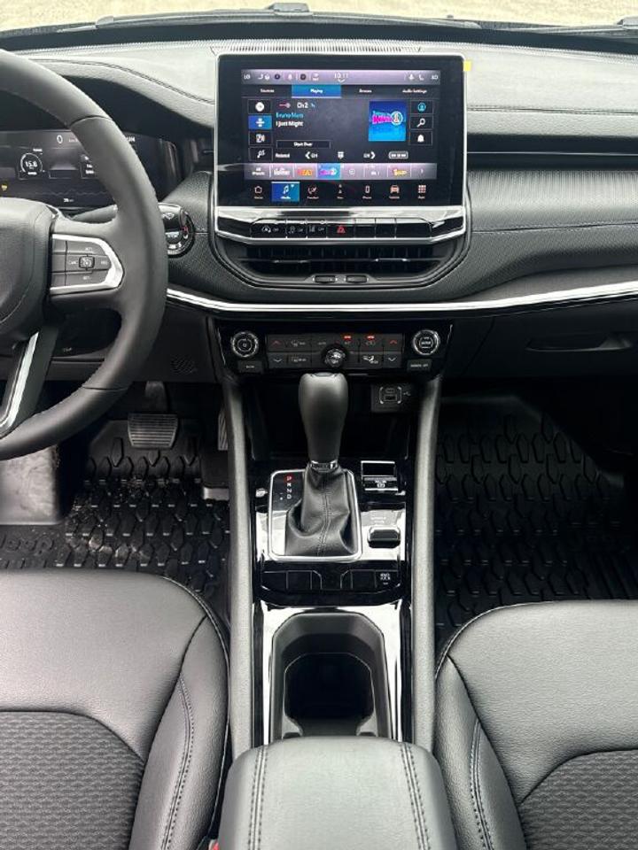 2026 Jeep Compass NORTH Photo