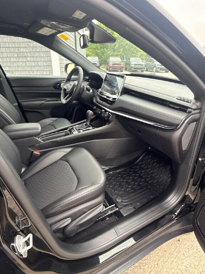 2026 Jeep Compass NORTH Photo