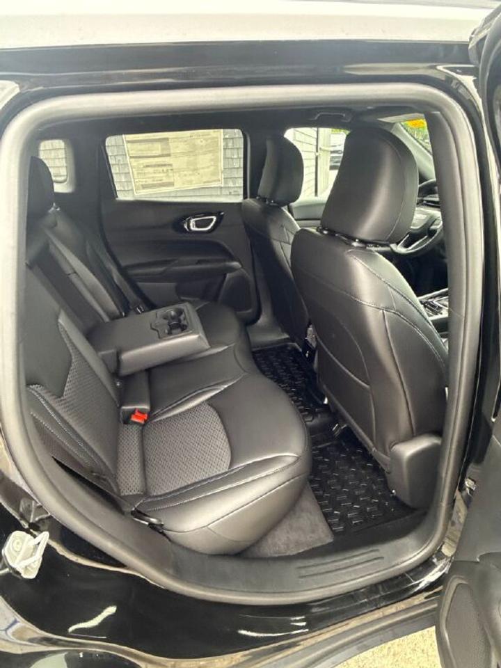 2026 Jeep Compass NORTH Photo