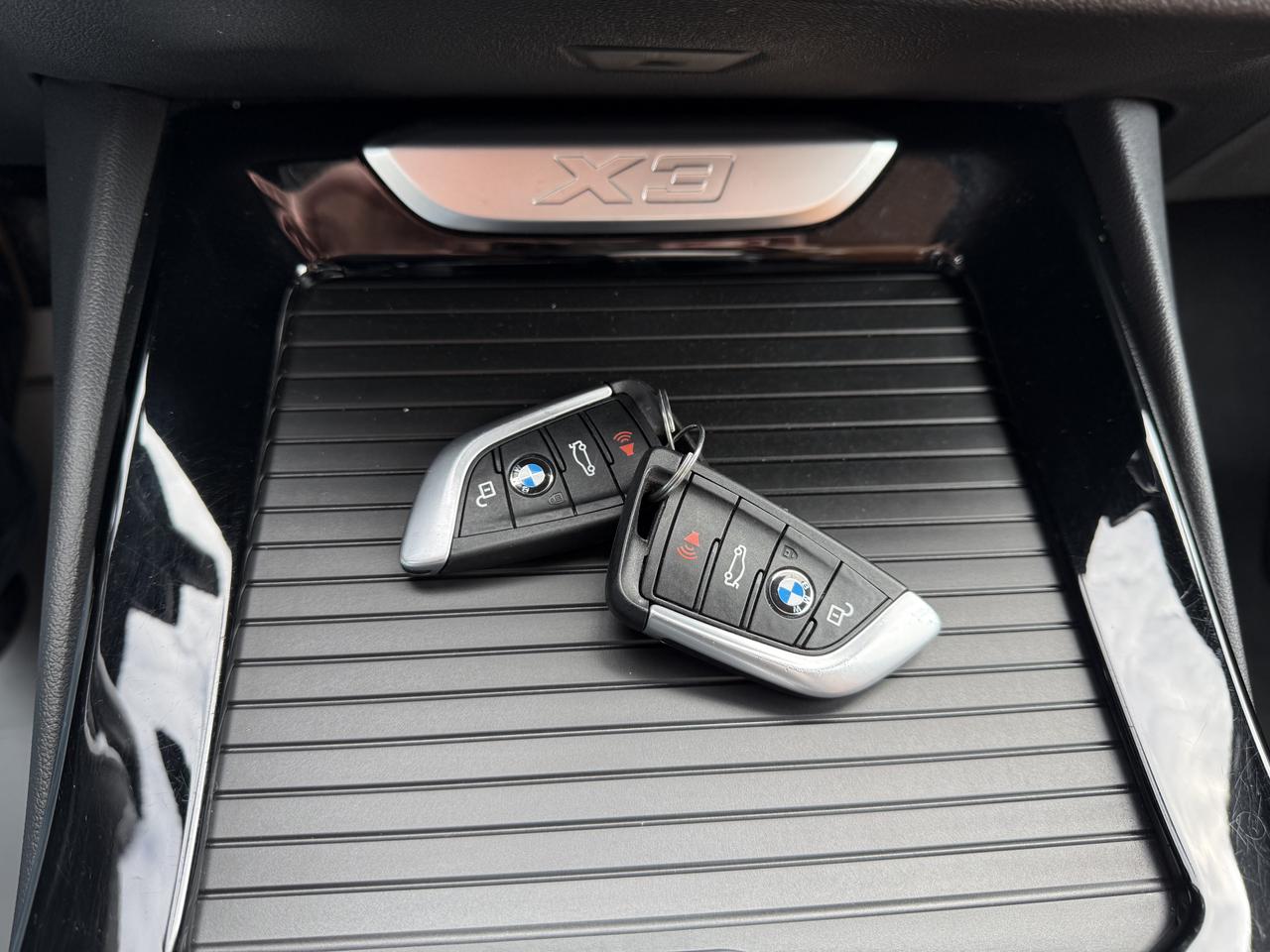 2018 BMW X3 xDrive30i Photo