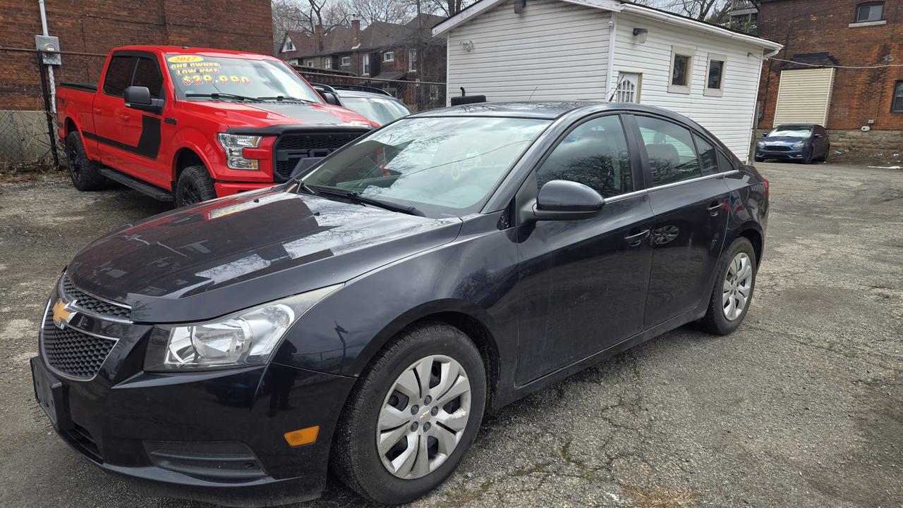 2014 Chevrolet Cruze 1LT Photo
