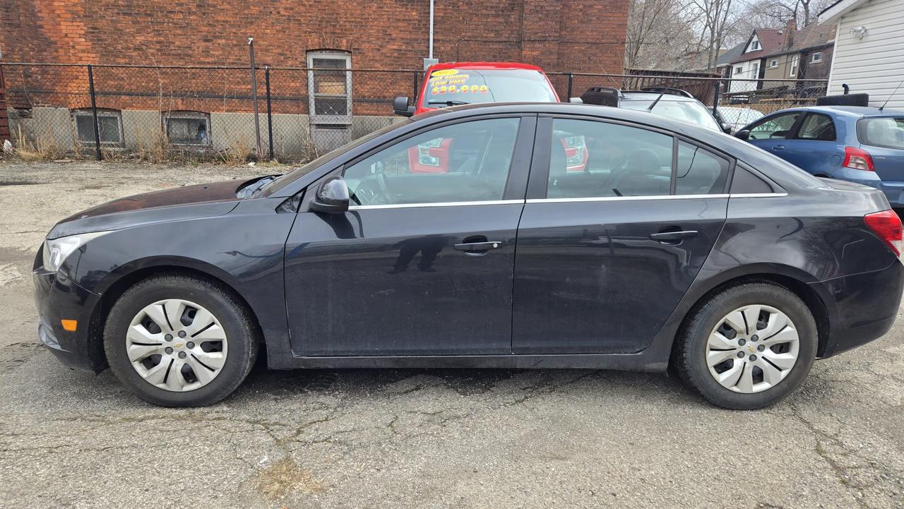 2014 Chevrolet Cruze 1LT Photo