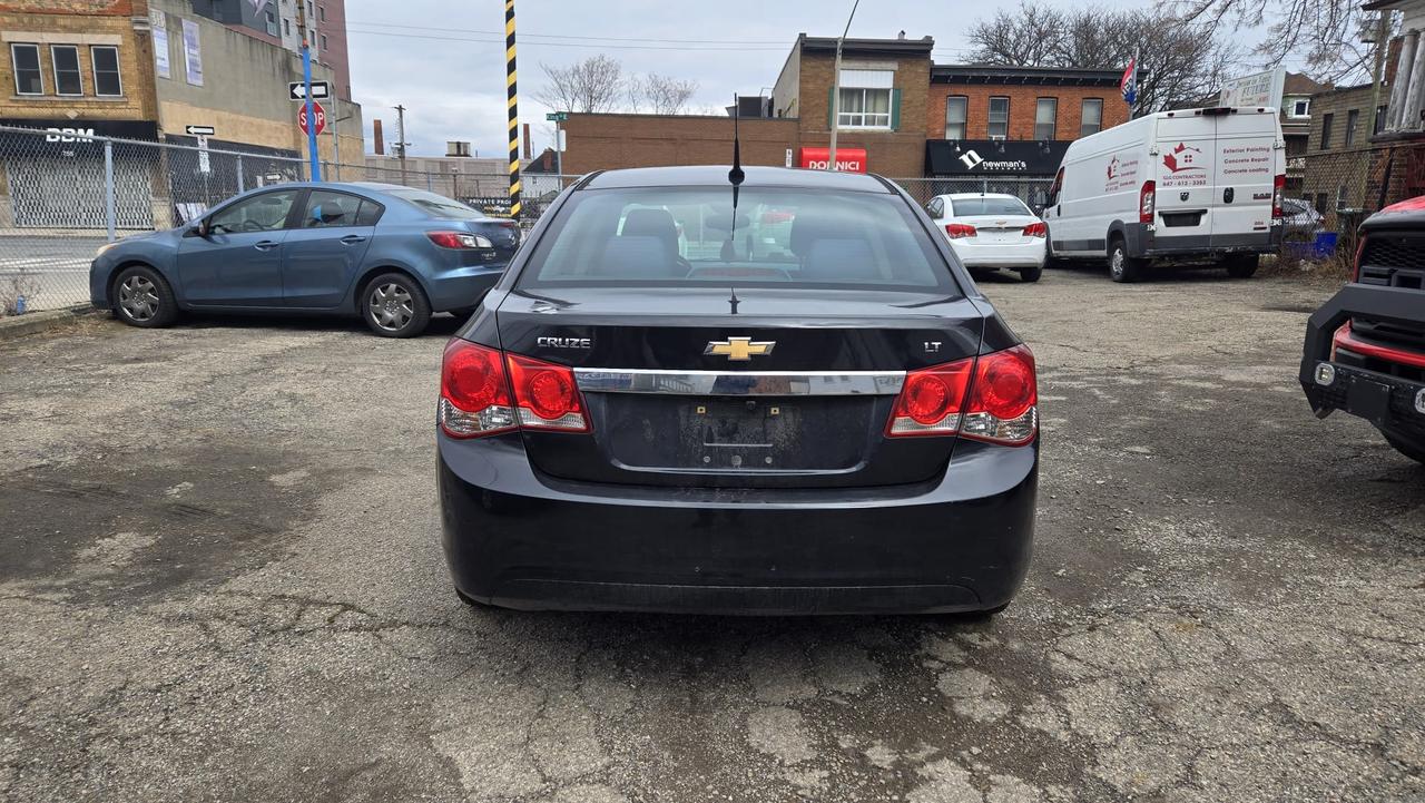 2014 Chevrolet Cruze 1LT Photo