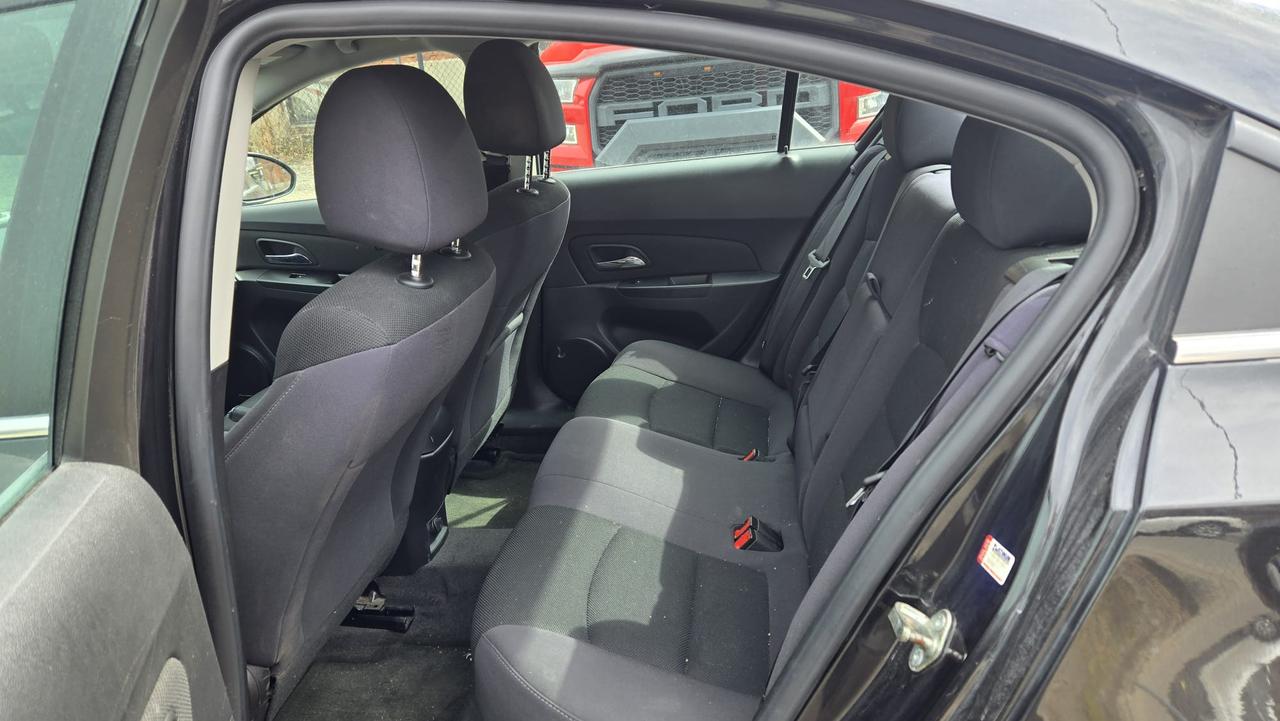 2014 Chevrolet Cruze 1LT Photo