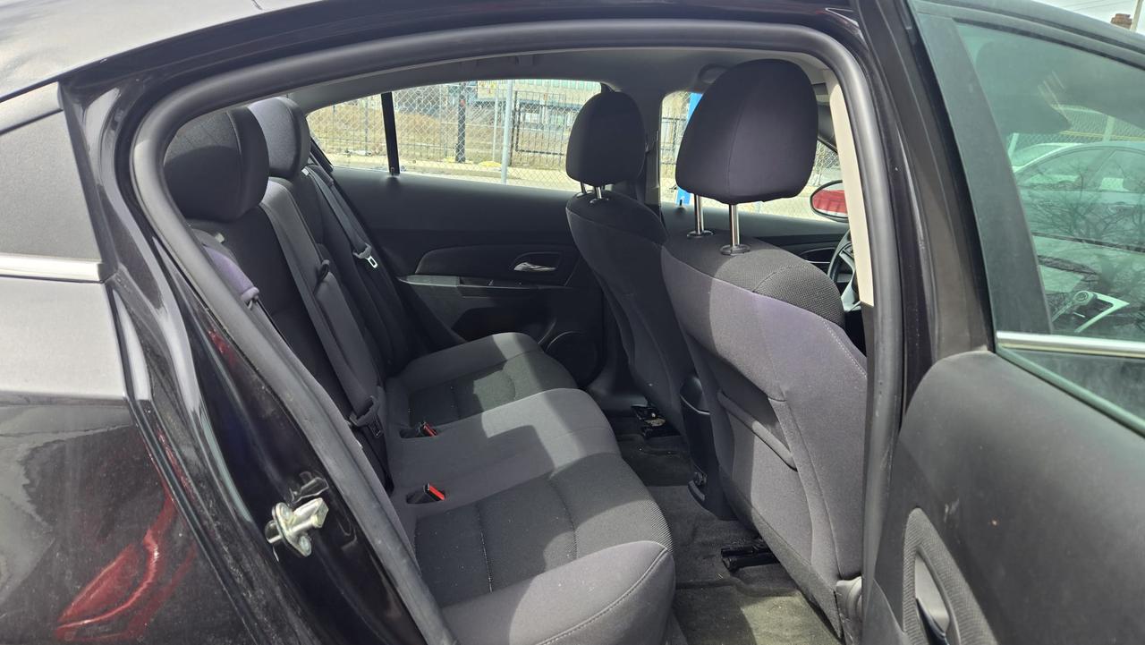 2014 Chevrolet Cruze 1LT Photo