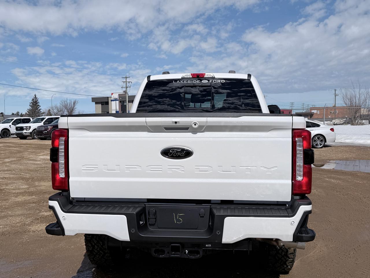 2026 Ford F-350 Super Duty SRW Lariat Photo3