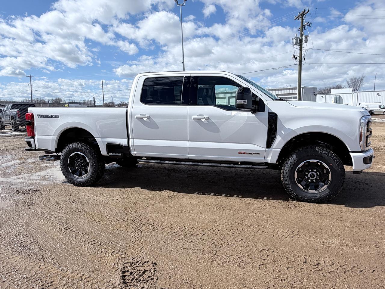 2026 Ford F-350 Super Duty SRW Lariat Photo2