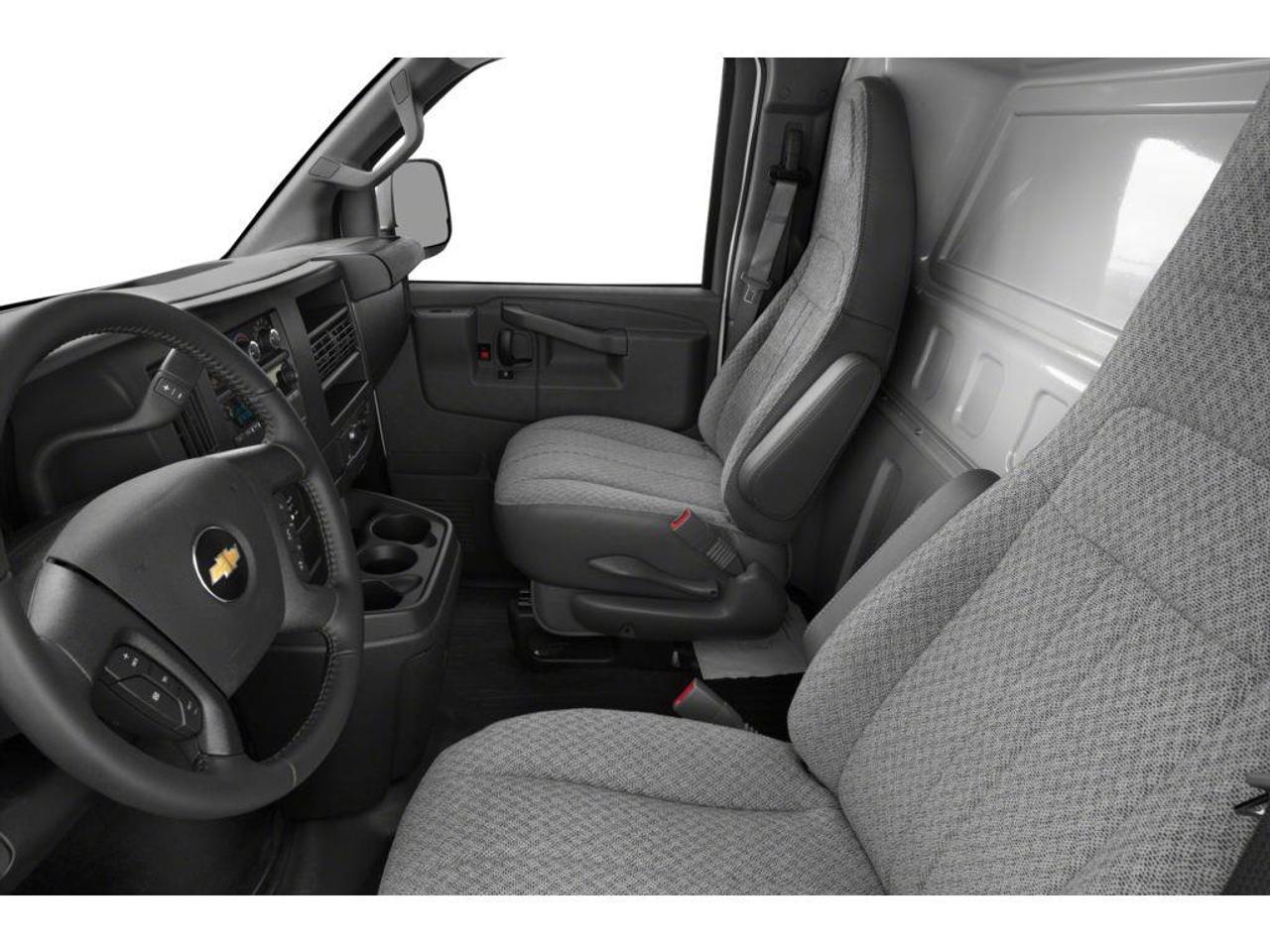 2026 Chevrolet Express 2500 Work Van Photo