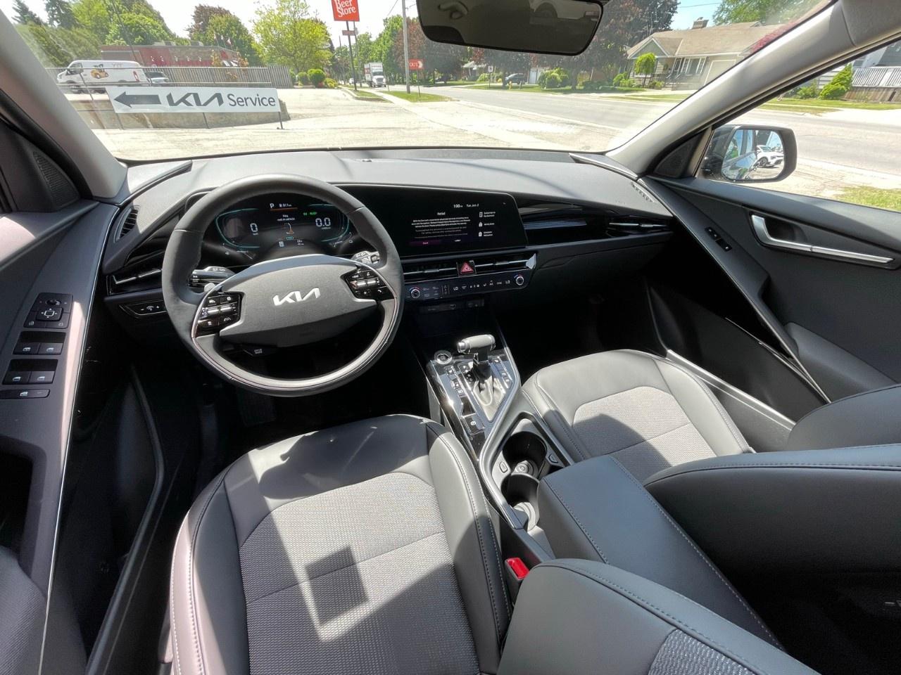 2026 Kia NIRO EX FWD Photo