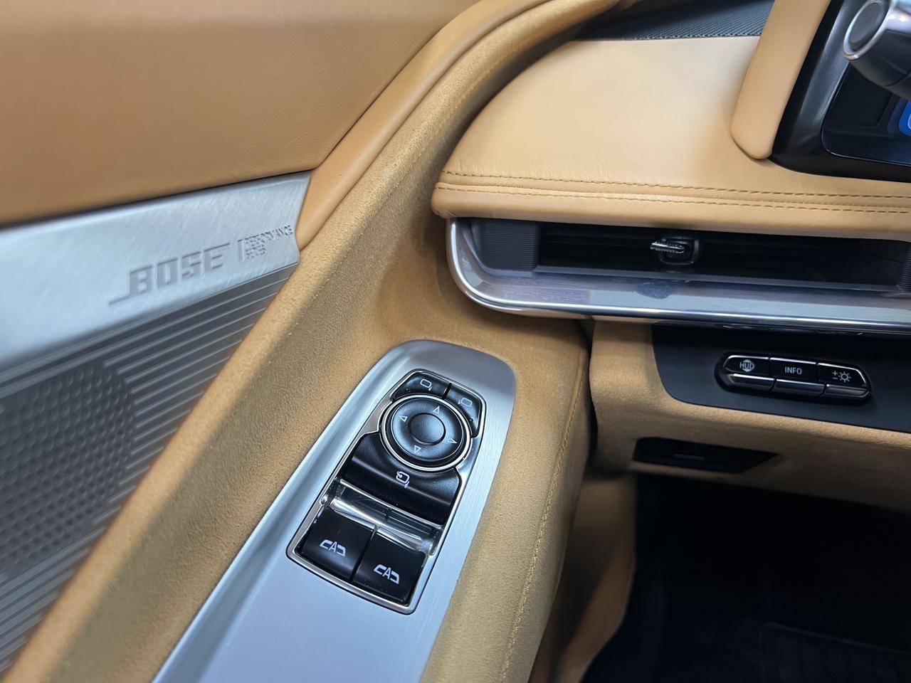 2020 Chevrolet Corvette 2dr Stingray w/3LT, Z51 Photo