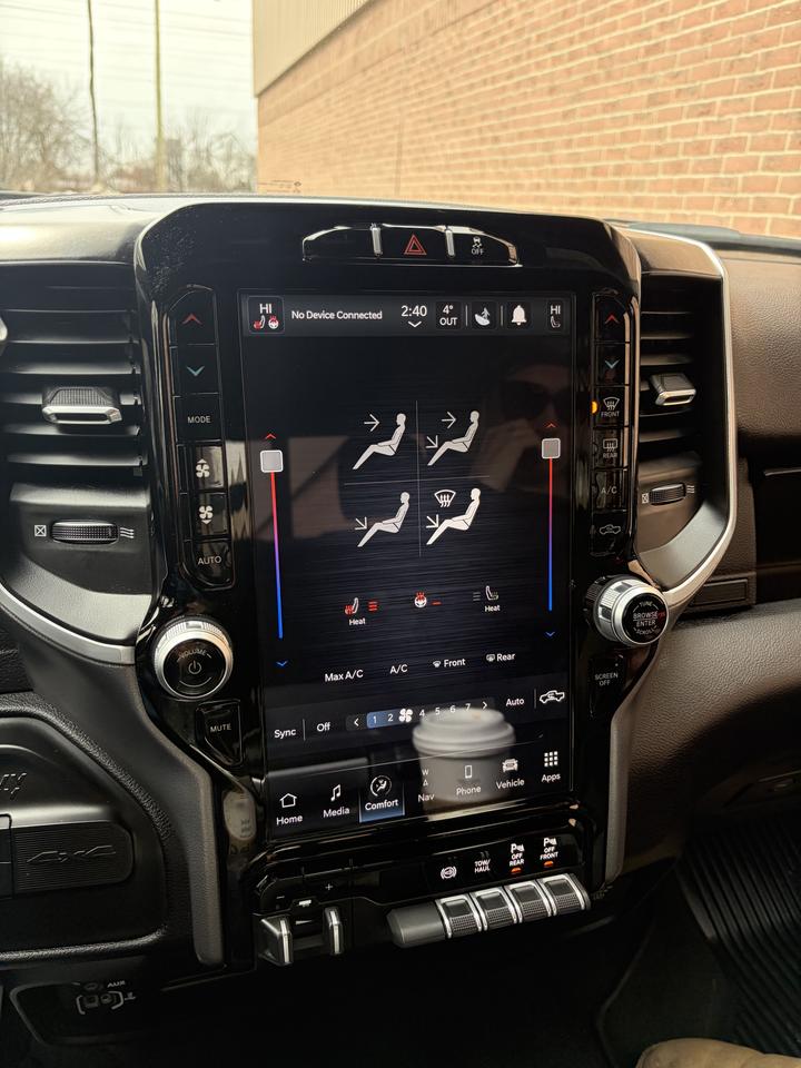 2023 RAM 2500 Big Horn Photo