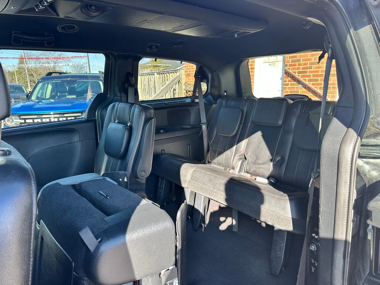 2016 Dodge Grand Caravan R/T Heated-Leather PowerGate/Doors DVD Stow'N'Go Photo
