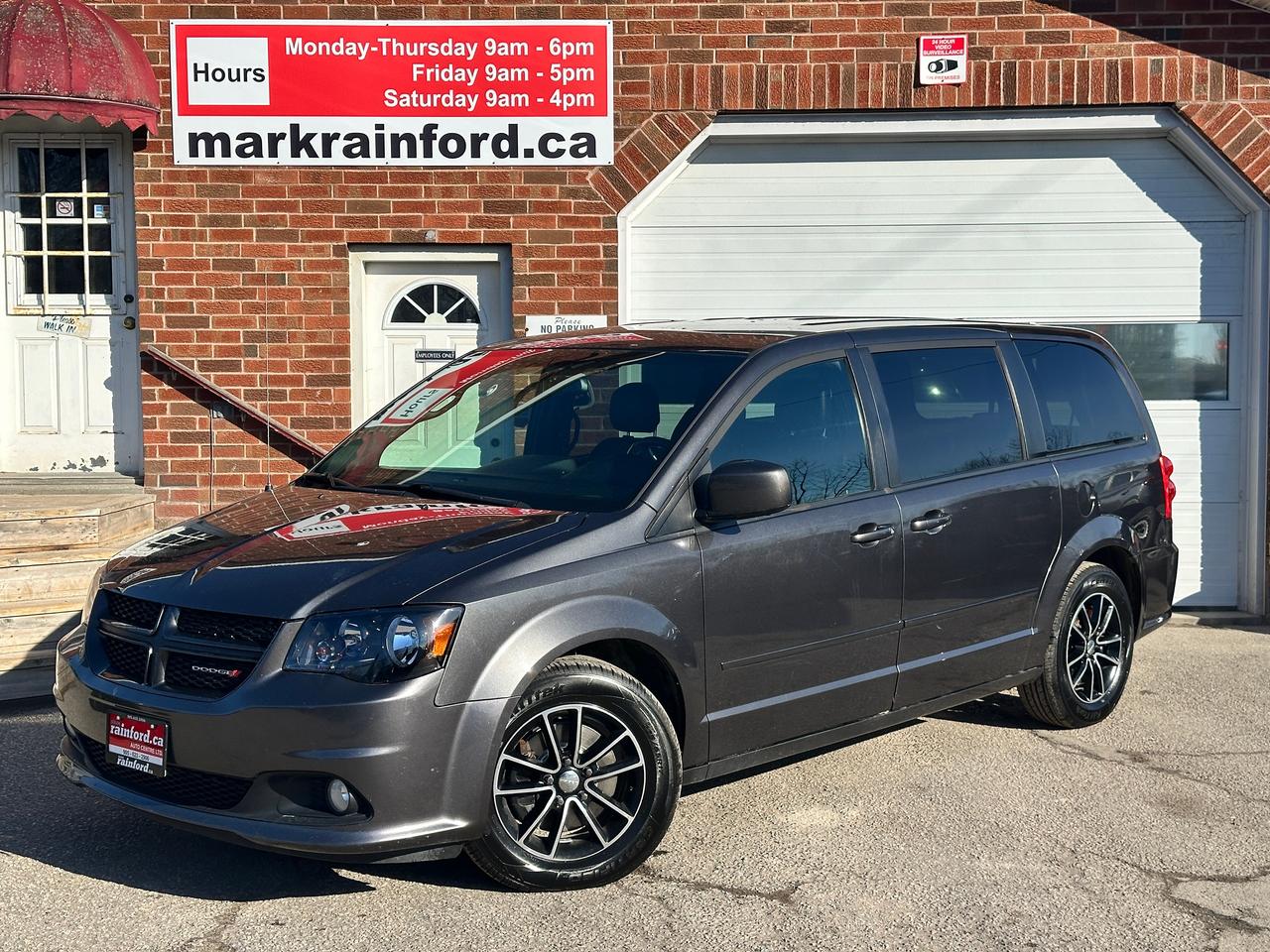 2016 Dodge Grand Caravan R/T Heated-Leather PowerGate/Doors DVD Stow'N'Go