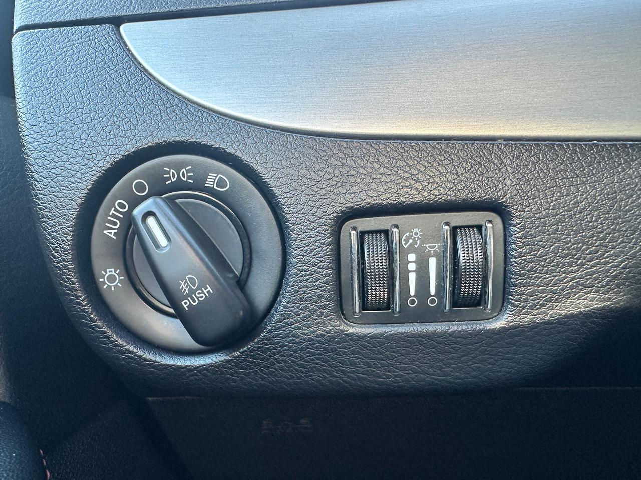 2016 Dodge Grand Caravan R/T Heated-Leather PowerGate/Doors DVD Stow'N'Go Photo