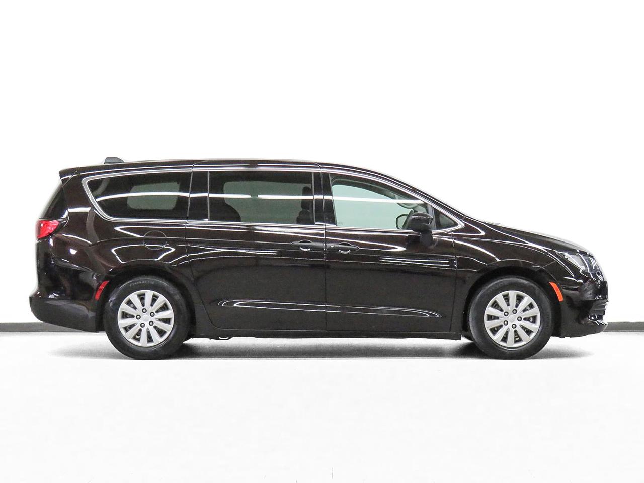 2019 Chrysler Pacifica TOURING-L | Leather | StowN'Go | BSM | CarPlay Photo