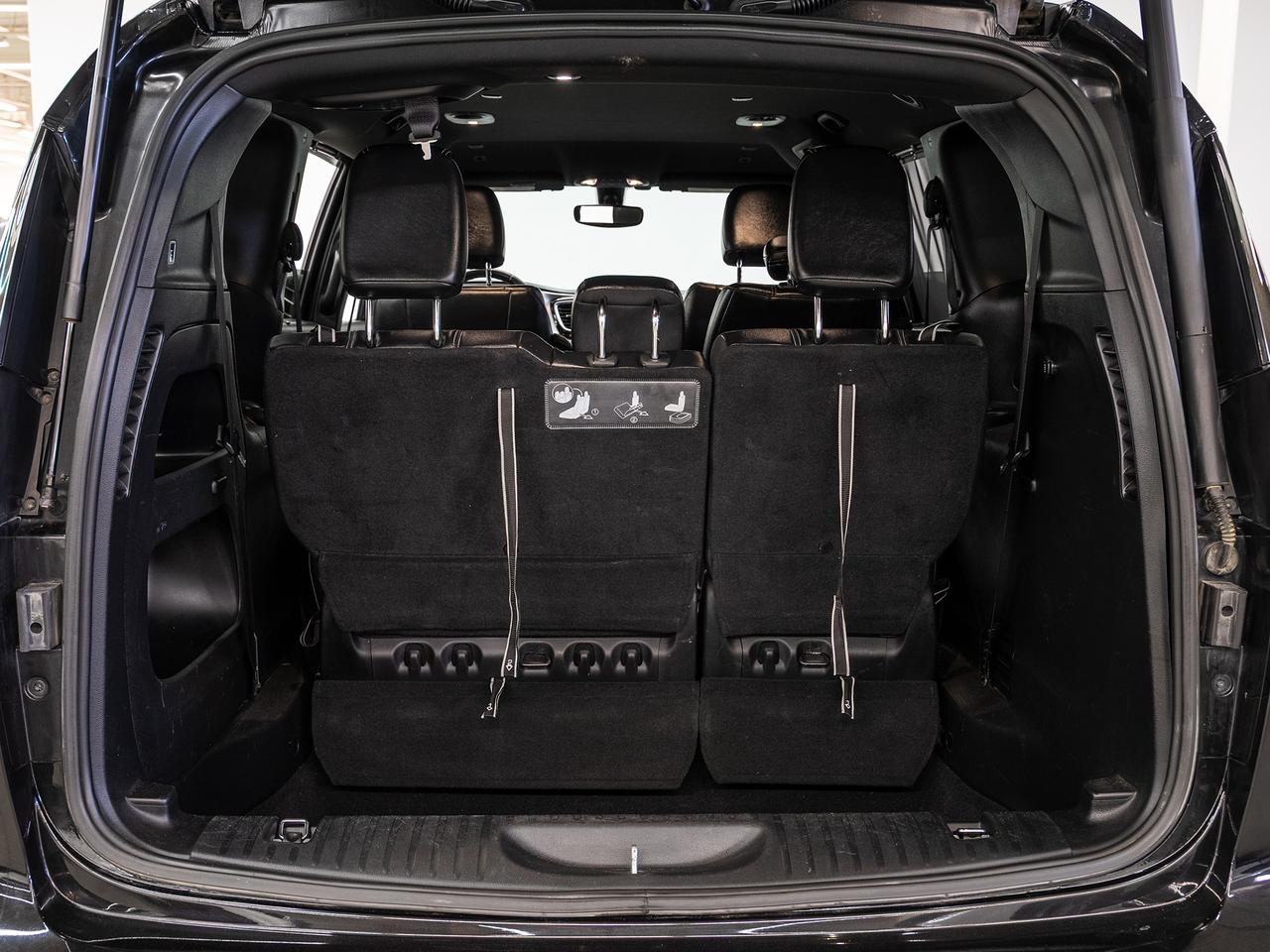 2019 Chrysler Pacifica TOURING-L | Leather | StowN'Go | BSM | CarPlay