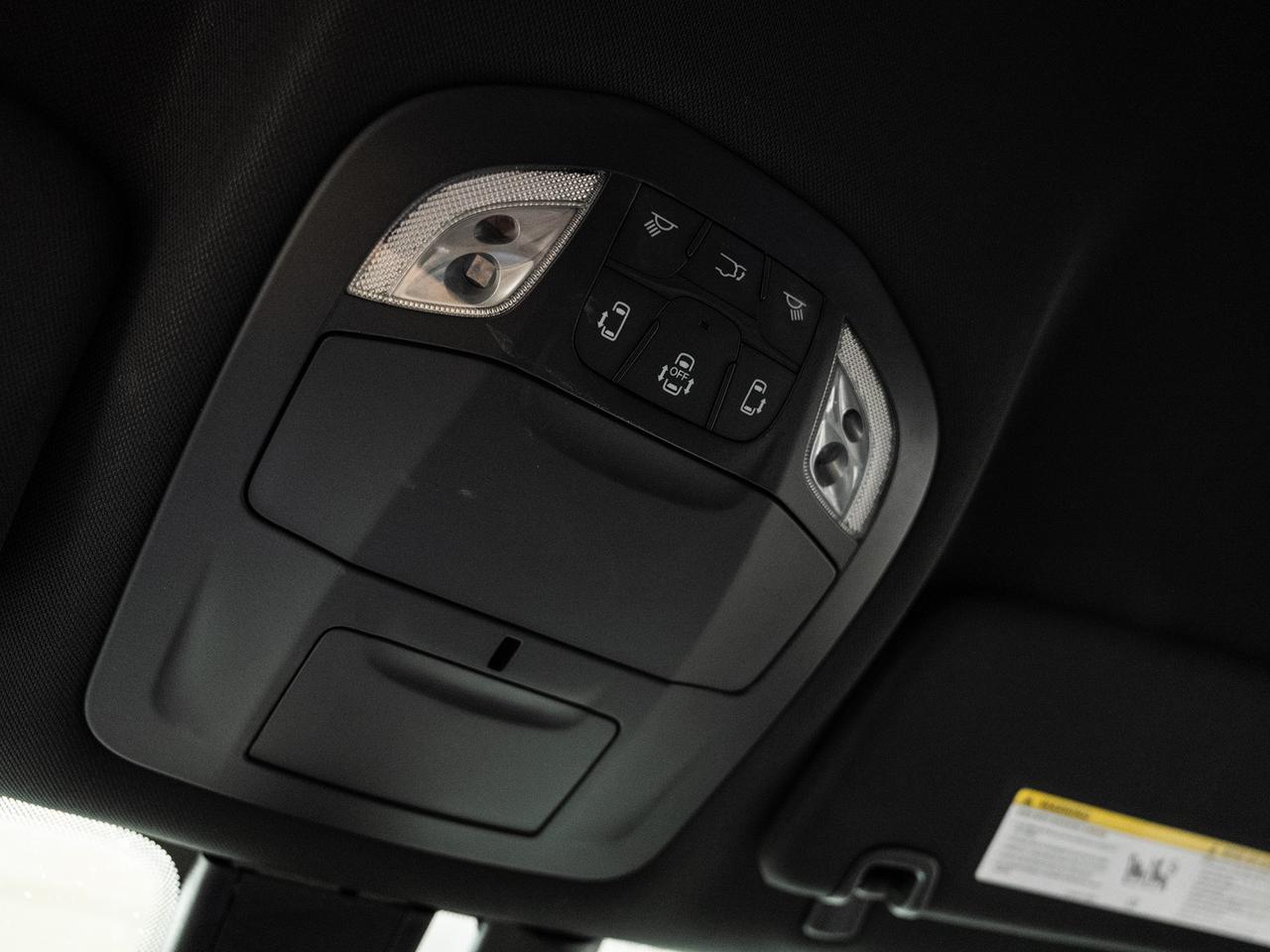 2019 Chrysler Pacifica TOURING-L | Leather | StowN'Go | BSM | CarPlay