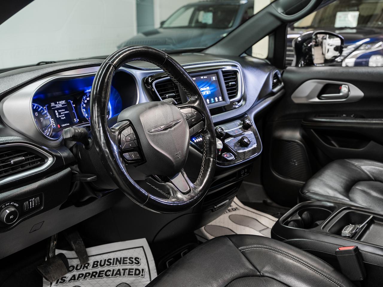2019 Chrysler Pacifica TOURING-L | Leather | StowN'Go | BSM | CarPlay