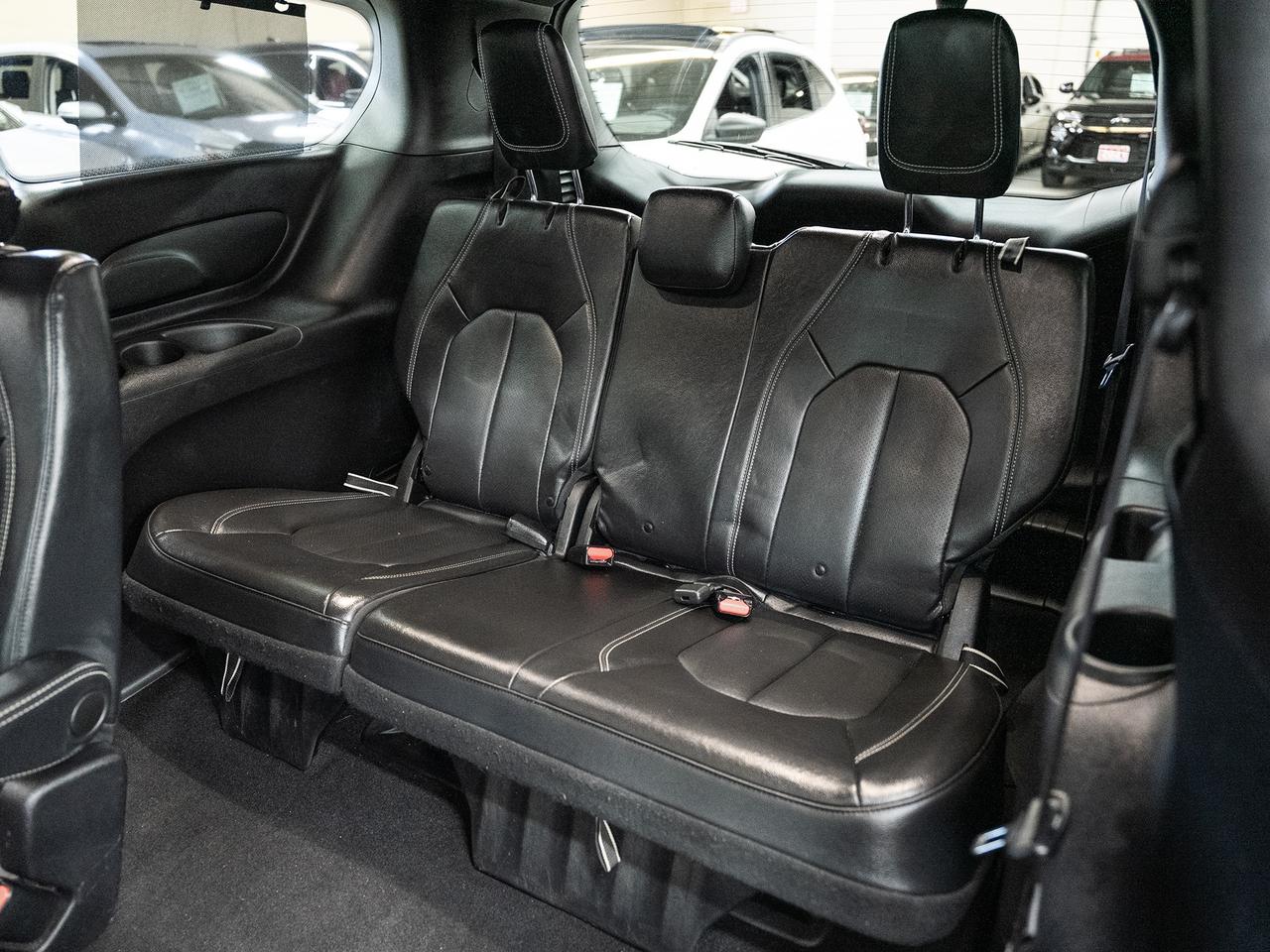 2019 Chrysler Pacifica TOURING-L | Leather | StowN'Go | BSM | CarPlay