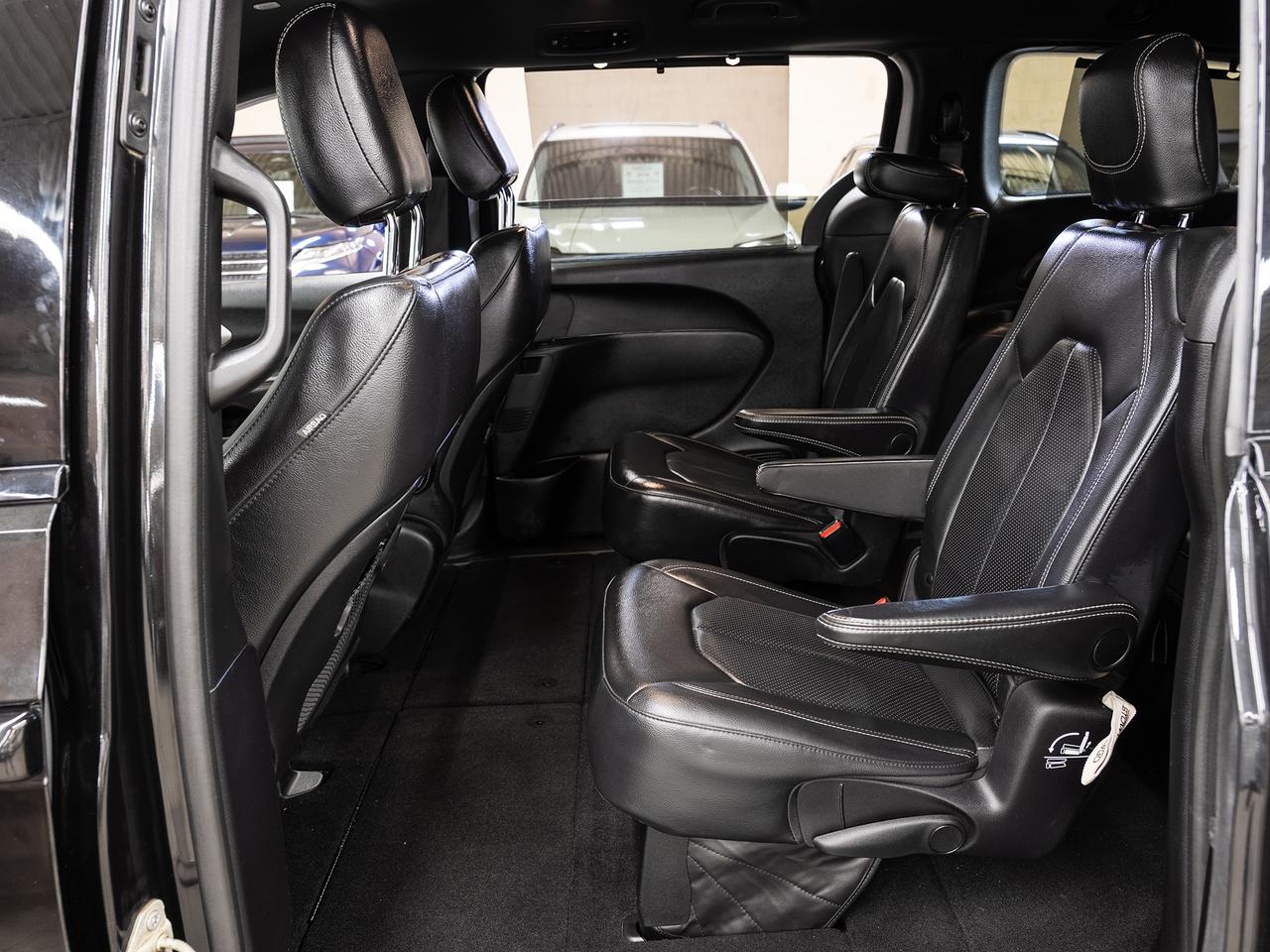 2019 Chrysler Pacifica TOURING-L | Leather | StowN'Go | BSM | CarPlay