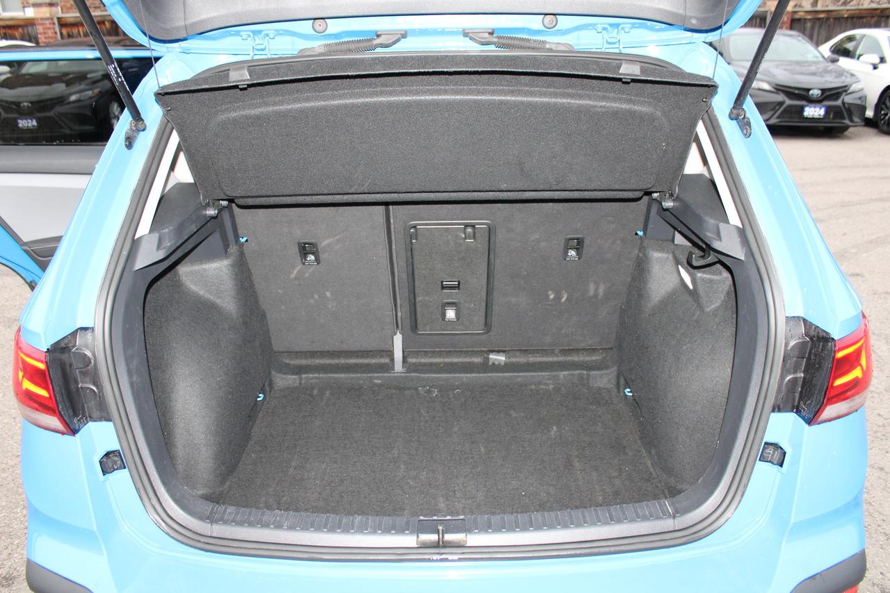 2024 Volkswagen Taos Comfortline Photo