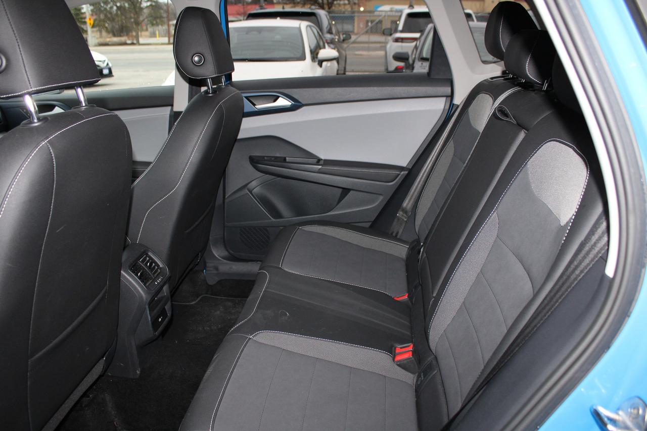 2024 Volkswagen Taos Comfortline Photo