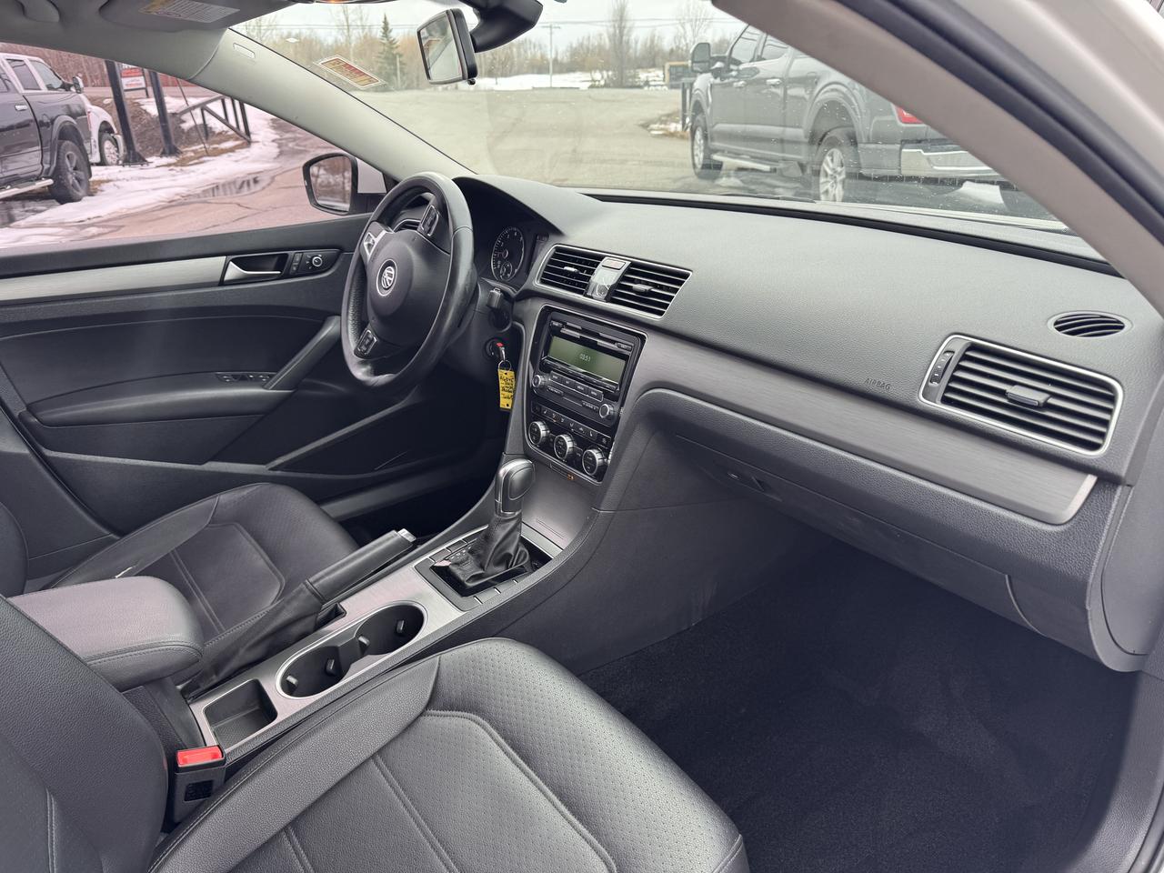 2014 Volkswagen Passat COMFORTLINE Photo