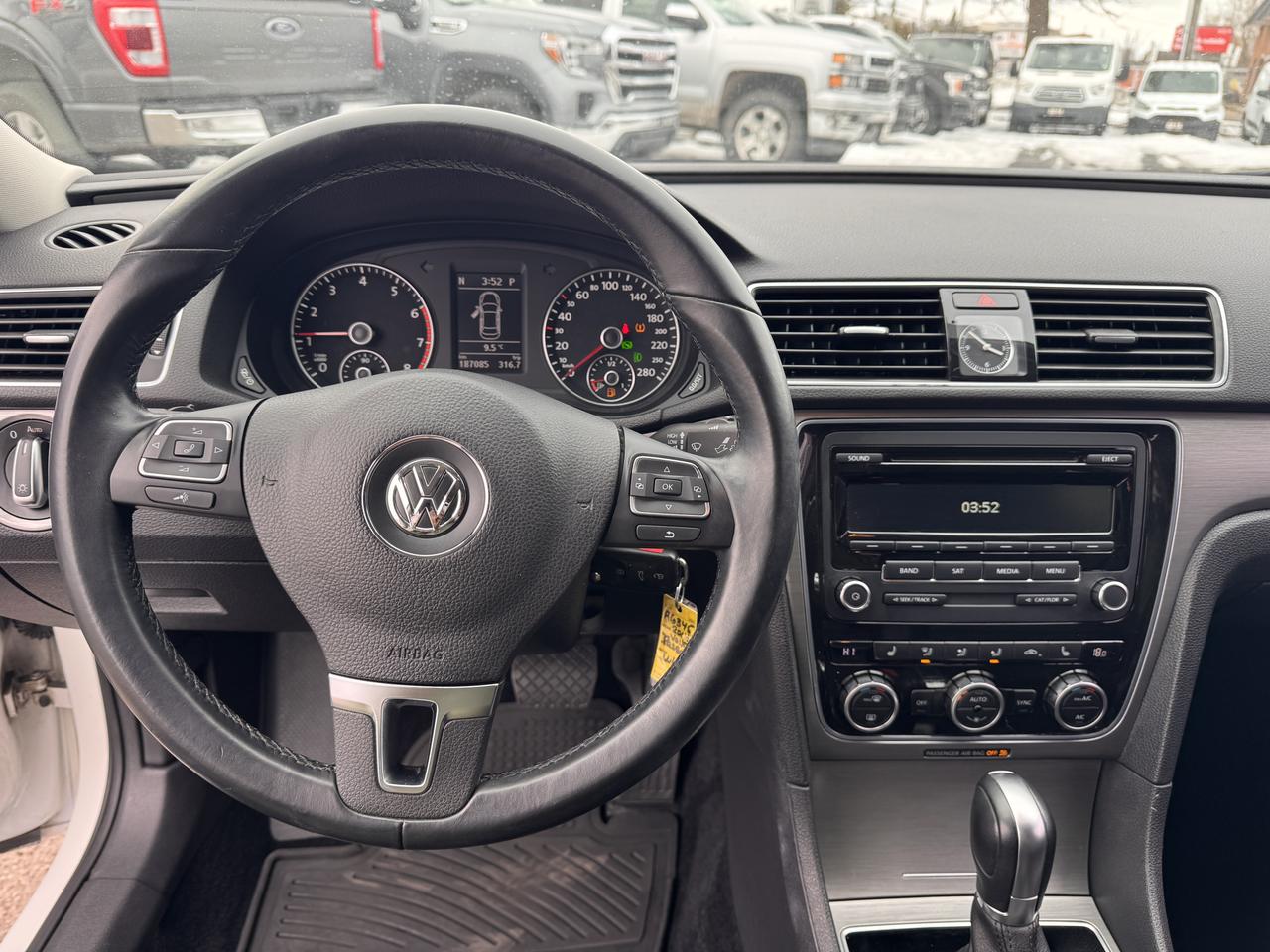 2014 Volkswagen Passat COMFORTLINE Photo
