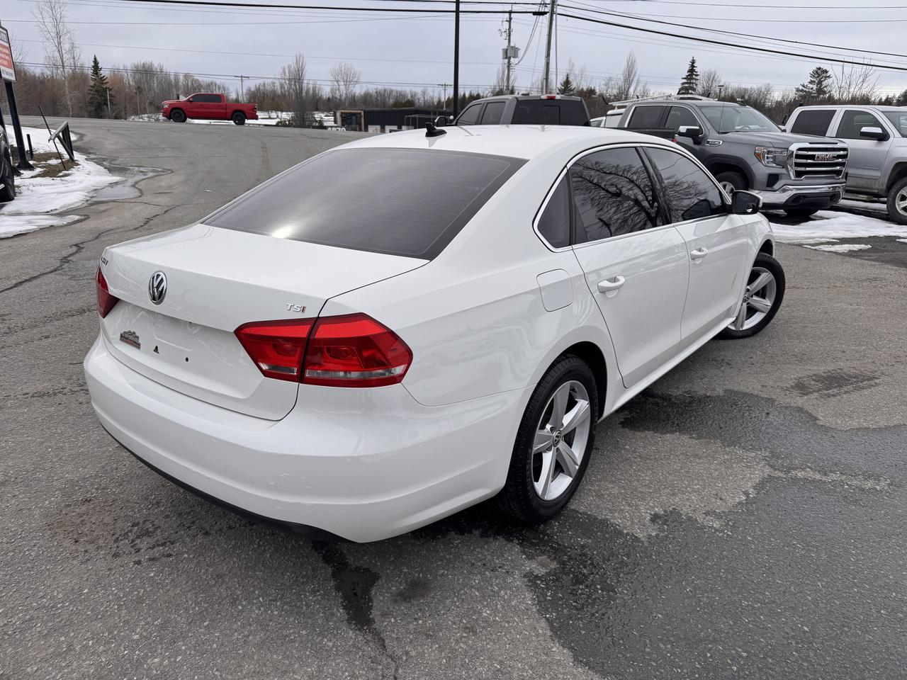 2014 Volkswagen Passat COMFORTLINE Photo4