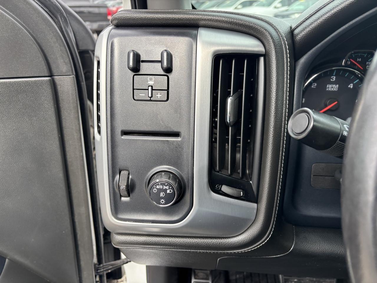 2017 GMC Sierra 1500 SLT Photo