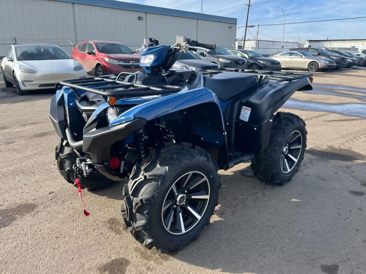 <p data-start=0 data-end=307>The 2025 Yamaha Grizzly 700 EPS SE is built for riders who demand power, durability, and all-terrain capability. With its proven 686cc liquid-cooled, fuel-injected engine, this ATV delivers exceptional torque and smooth performance, whether youre tackling rugged trails, deep mud, or hauling heavy loads.</p><p data-start=0 data-end=307>&nbsp;</p><p data-start=309 data-end=640>Featuring Yamaha&rsquo;s industry-leading Ultramatic&reg; transmission, the Grizzly 700 EPS SE provides seamless acceleration and superior engine braking for controlled descents. The On-Command&reg; 4WD system with a fully locking front differential ensures maximum traction when conditions get tough, giving you confidence in any environment.</p><p data-start=309 data-end=640>&nbsp;</p><p data-start=642 data-end=1029>Equipped with Special Edition features, including 27-inch Maxxis Zilla tires on sleek aluminum wheels, premium painted bodywork, and a factory-installed 2,500-lb winch, the Grizzly 700 EPS SE is ready for anything. With 11.8 inches of ground clearance, independent suspension, and electronic power steering (EPS), this machine delivers a smooth, comfortable ride with precise handling.</p><p data-start=642 data-end=1029>&nbsp;</p><p data-start=1031 data-end=1249 data-is-last-node= data-is-only-node=>Whether youre working hard or exploring the trails, the 2025 Yamaha Grizzly 700 EPS SE is built to conquer it all. Contact us today to learn more about financing options and take advantage of fast nationwide delivery!</p>