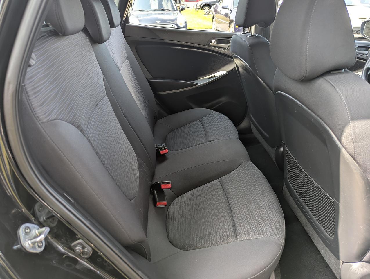 2016 Hyundai Accent "Like NEW low PRICE" certified + FREE 6M warranty. Photo