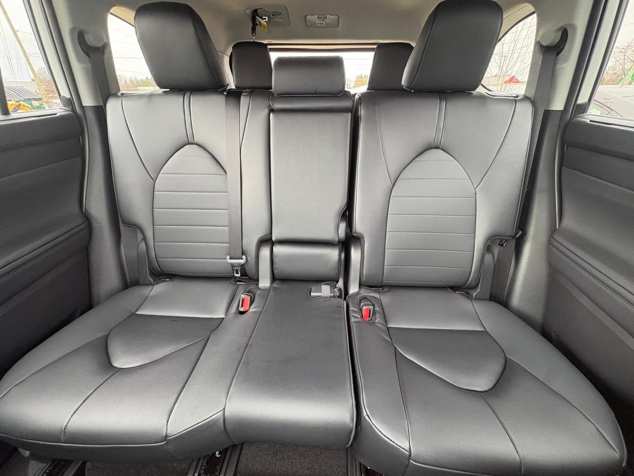 2026 Toyota Highlander HYBRID XLE Photo