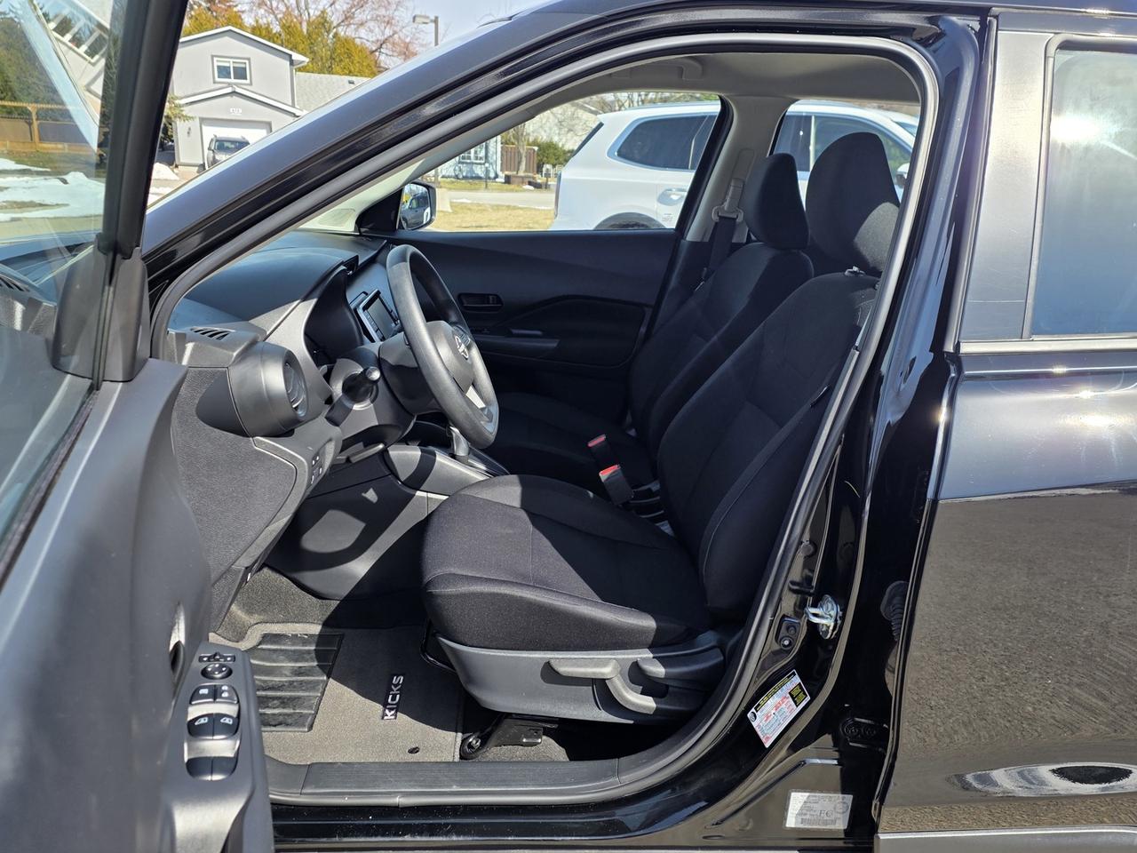 2024 Nissan Kicks S Photo