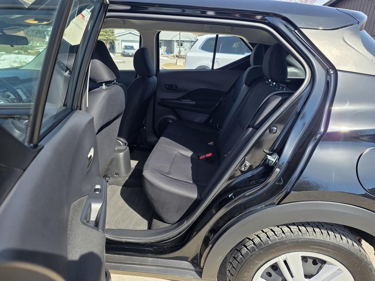 2024 Nissan Kicks S Photo