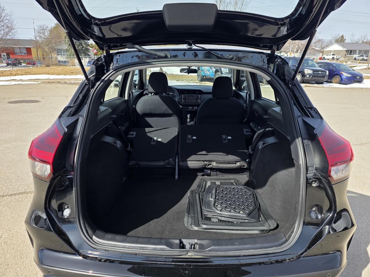 2024 Nissan Kicks S Photo