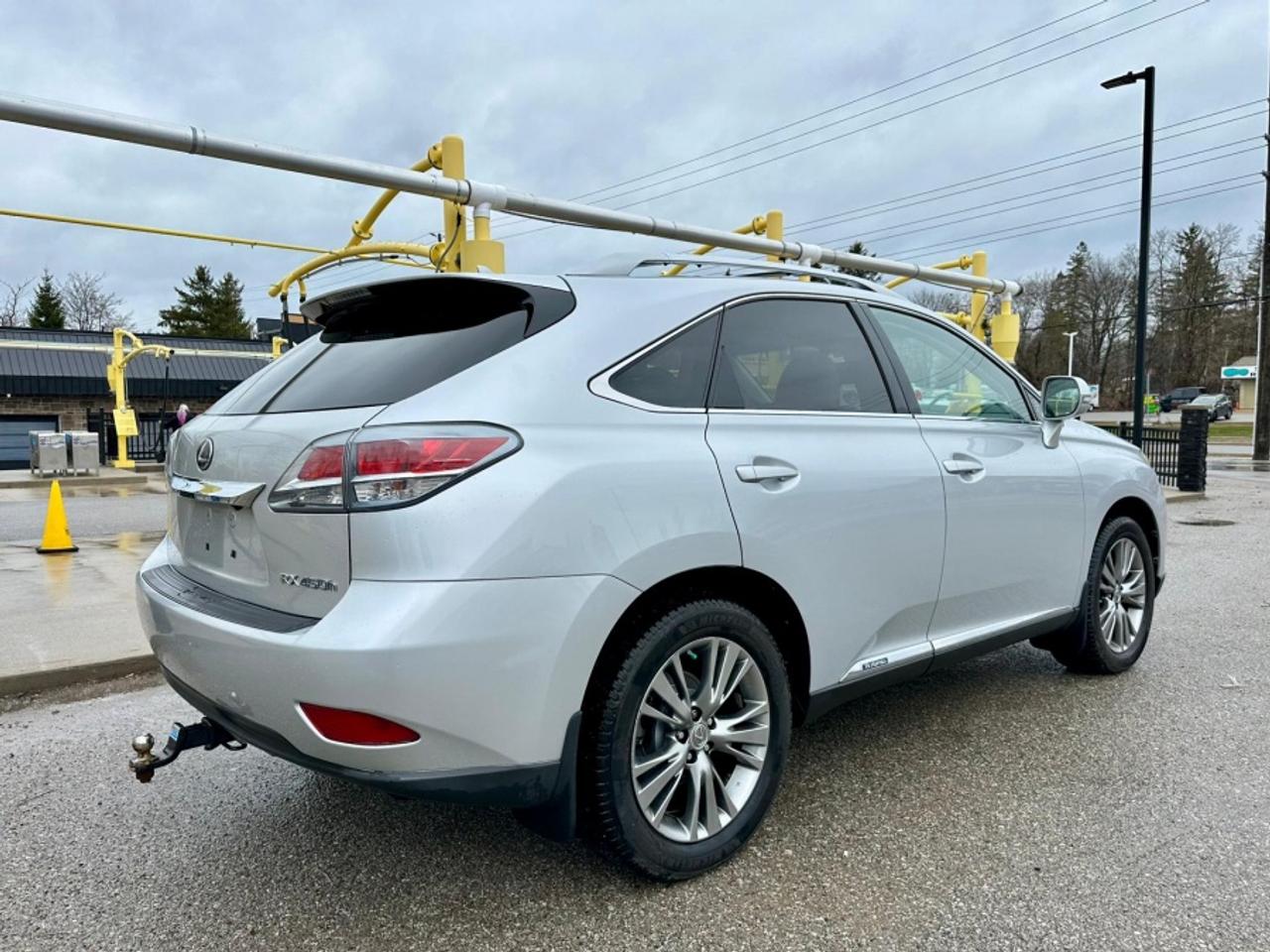 2013 Lexus RX 450h * AWD * NO ACCIDENTS " Photo4
